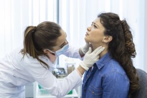 NOS MÉDECINS DE TOUTES SPÉCIALISTES SONT CHOISIS PARMIS LES PLUS COMPÉTENTS INTERNATIONAL MEDICAL SERVICE AGENCY